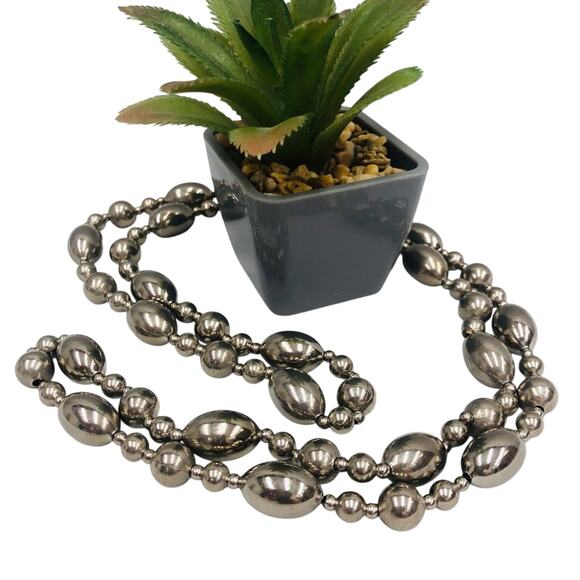 Vintage Signed MONET Silver-Tone Ball Bead Chain Necklace - Picture 3 of 16